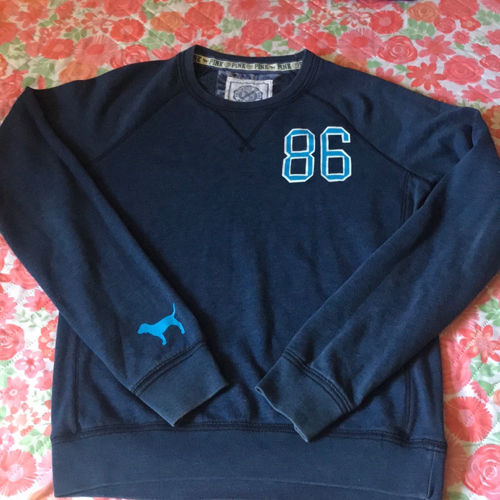 Pink(Victoria’s Secret) sweater